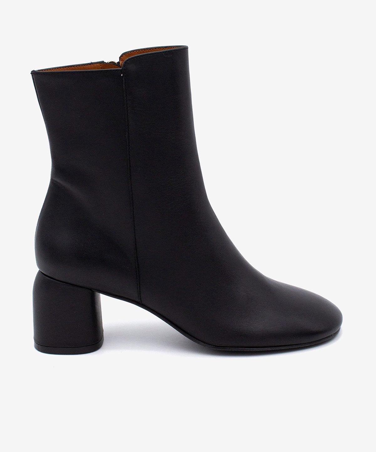 ANGEL ALARCON gležnarji