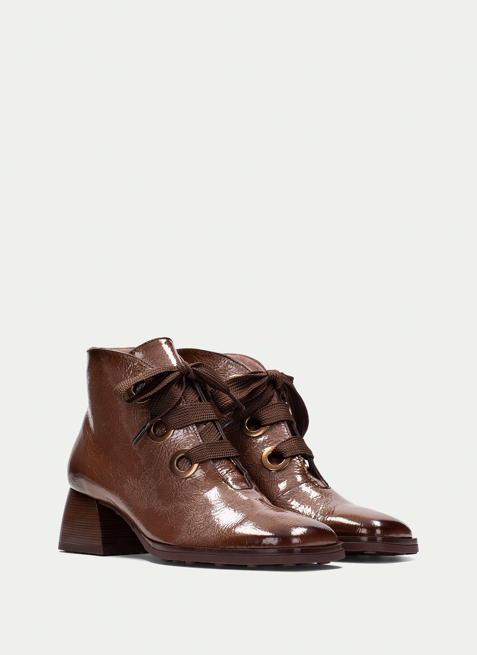 HISPANITAS gležnarji