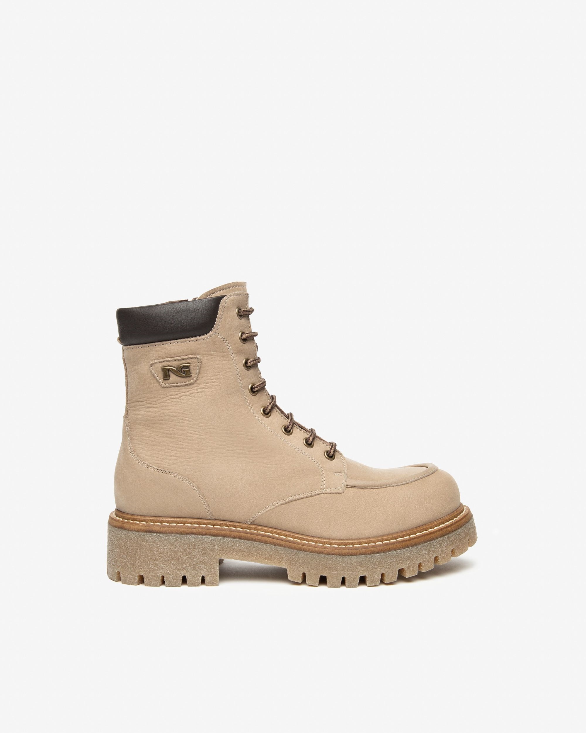 NERO GIARDINI gležnarji