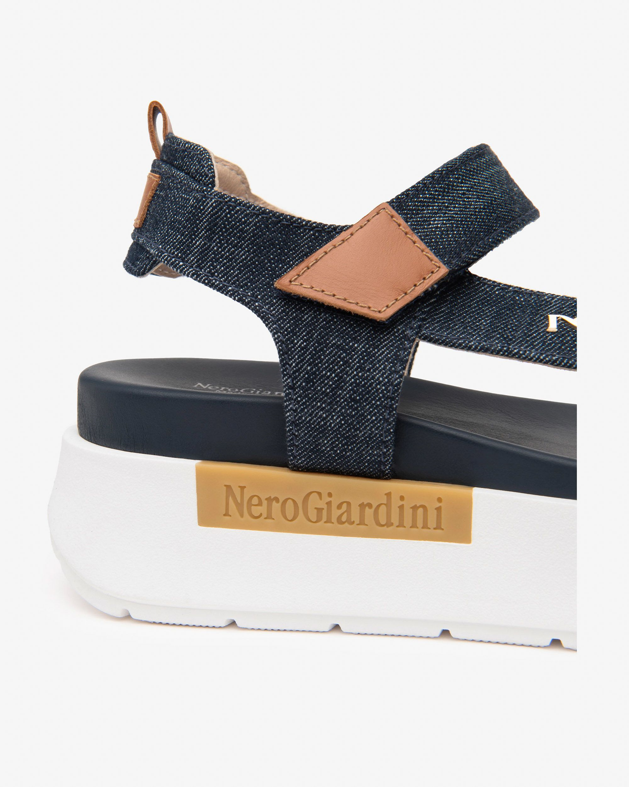 NERO GIARDINI sandali